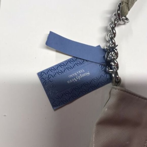 Vera Wang Cream Hobo Bag - Picture 3 of 6